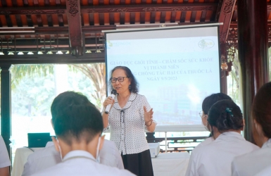 Buổi sinh hoạt chuyên đề “giáo dục sức khỏe giới tính, sức khỏe vị thành niên” và “Phòng chống tác hại của thuốc lá” - Trường trung học – Tiểu học Pétrus Ký